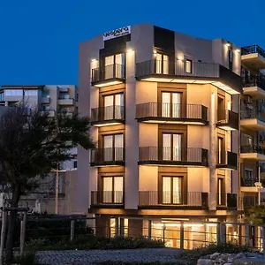  Hotel Vespera